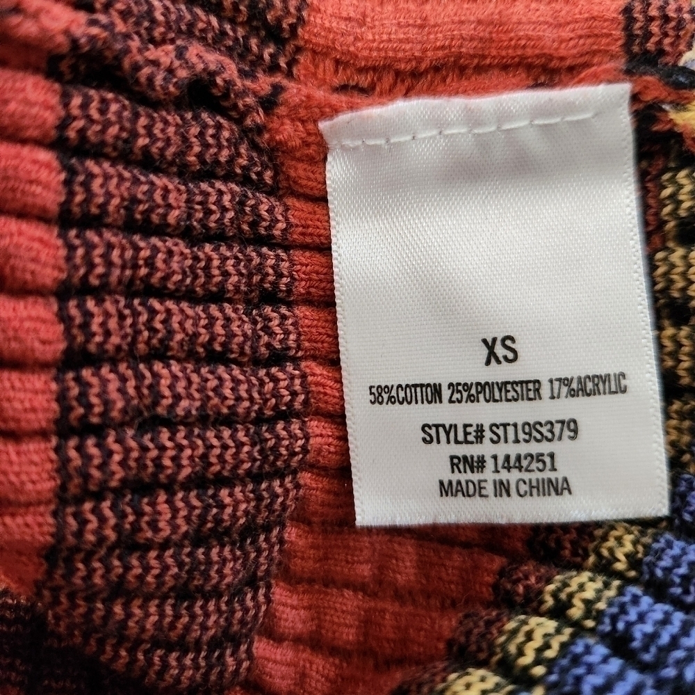 Blue Rain Ribbed Stripe Button Down Tank - Picture 6 of 6